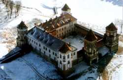 mir_castle_from_bird_view